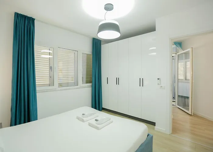 Miku Apartment-premium 2bd At Wilson Square Apartment Tirana