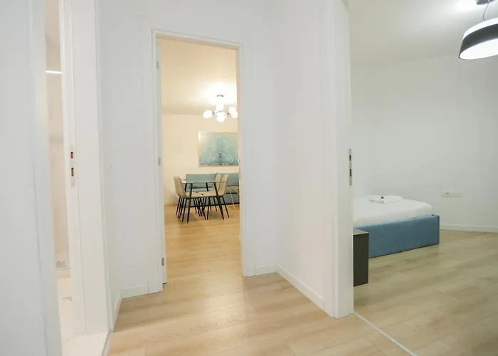 Miku Apartment-premium 2bd At Wilson Square * Tirana