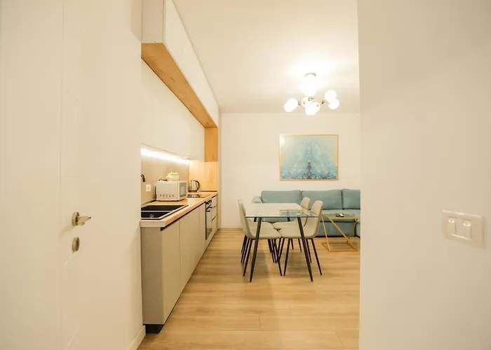 Miku Apartment-premium 2bd At Wilson Square